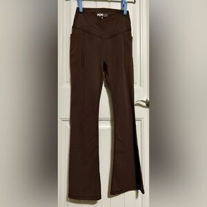 POPFLEX Crisscross Hourglass® Flared Legging with Pockets - Brown